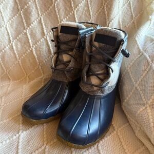 Sperry Black and Tan Winter Boots